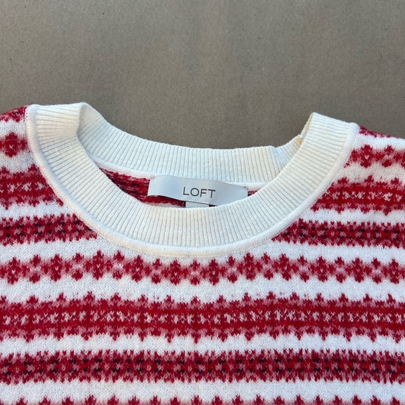 LOFT Red and White Candy Cane Striped Holiday Fair Isle Sweater Women’s Size L - Picture 2 of 6